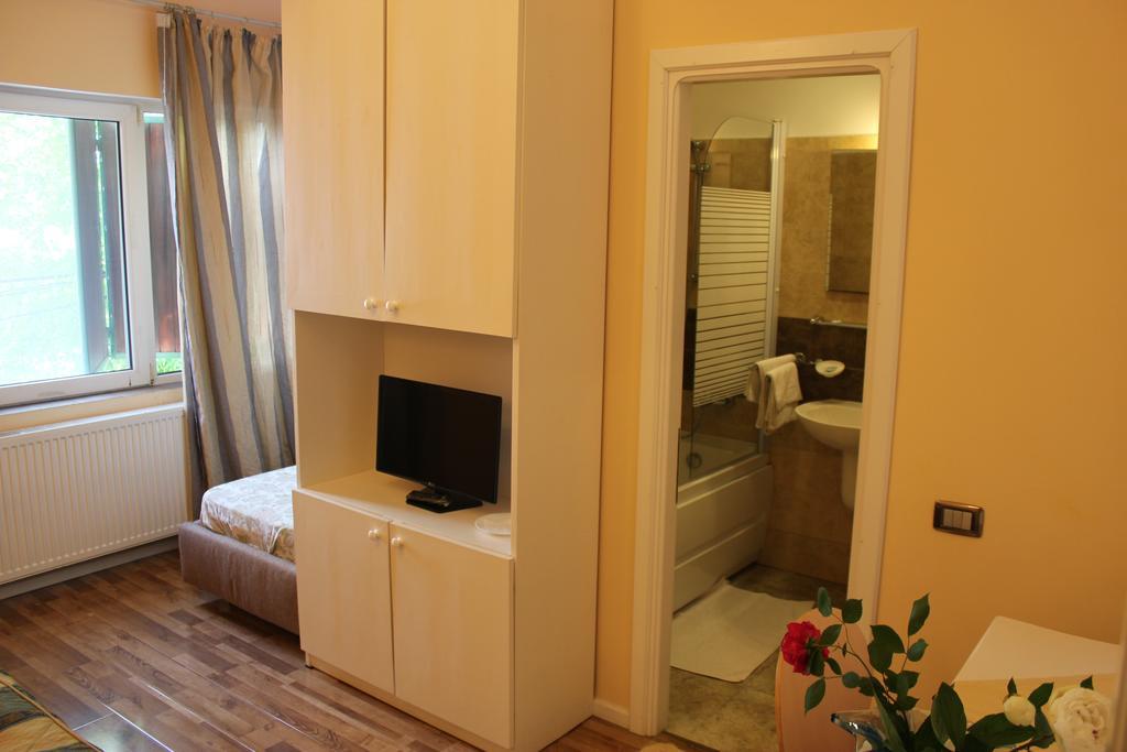 Vila Flavia B&B Constanta Luaran gambar