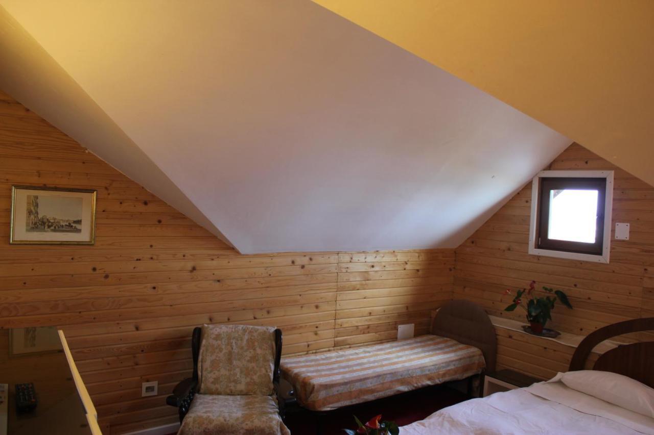 Vila Flavia B&B Constanta Luaran gambar